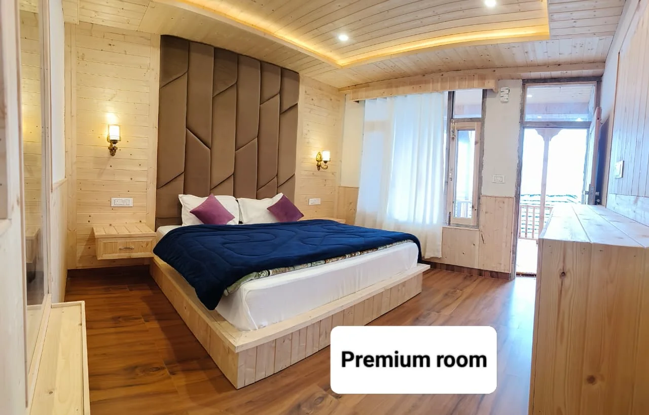 Sky Heaven Retreat Jibhi Premium room - next