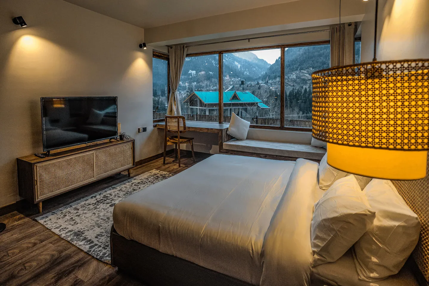The Ghar Boutique Stay - Luxury Room 4