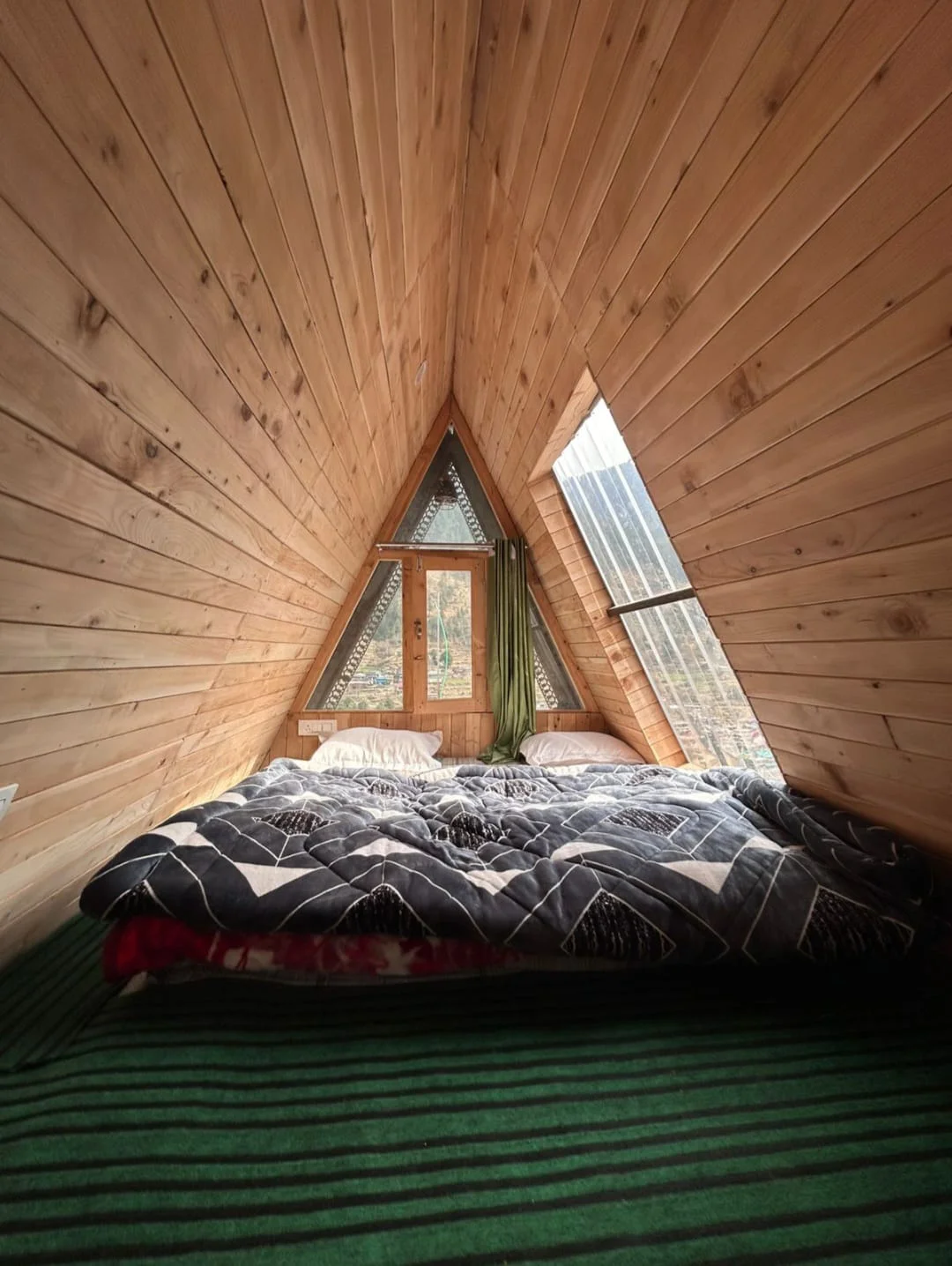 Skytouch cottage - next