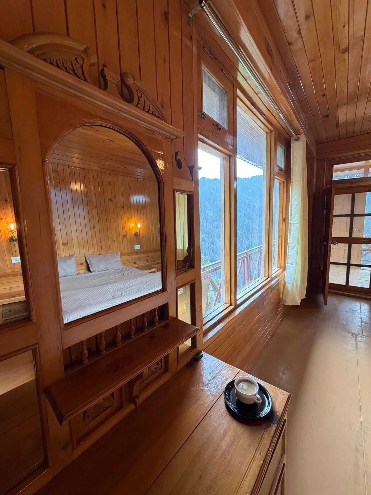 Shoja Pinecone Homestay 3