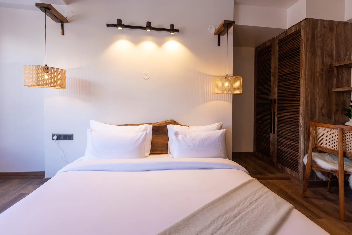 The Ghar Boutique Stay - Premium Room 4