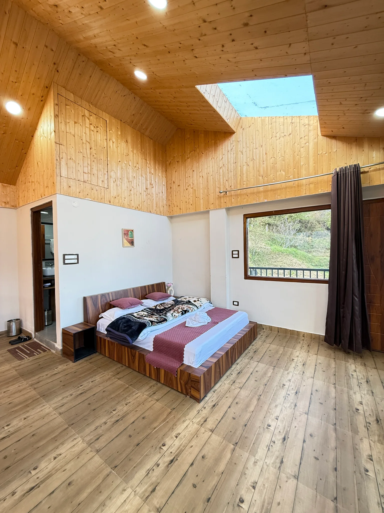 Boonies Villa- Duplex Villa with Jacuzzi