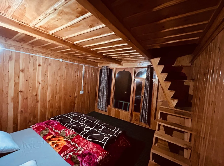 Tree Hub jibhi Cottage 3