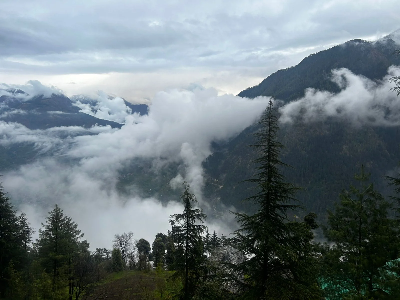 Aashiyana the Kathkuni house duplex room 4